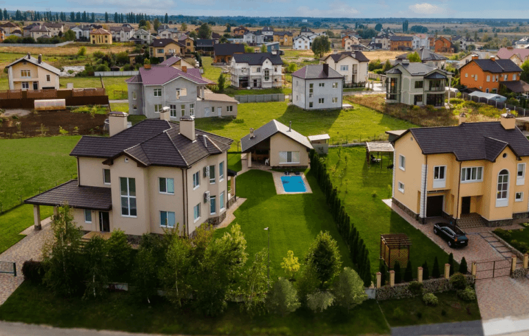 Інвестиції в домоволодіння в котеджному містечку Home Resort