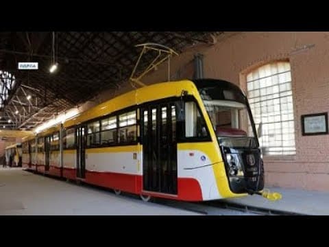 Транспорт в Україні: коли перестанемо їздити на непотребі?